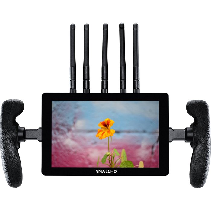 1.00 SmallHD Indie 7 rx
1.00 Teradek 750' tx
3.00 2-pin lemo to d-tap
2.00 3' coiled 12g BNC