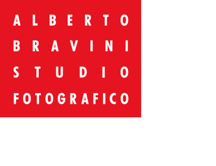 Alberto Bravini Studio Fotografico /still life/interni/architettura/industriale/arte/ritratto/sala posa/camera oscura/fine art/arte riproduzioni/fotografia
