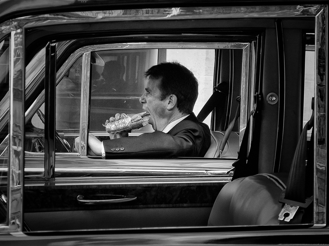 The Lord Mayor of London's chauffeur enjoying mo