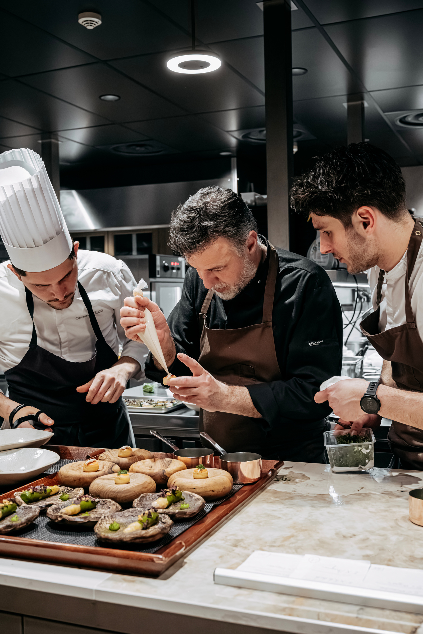 La Table de l'Ours, les Barmes de l'Ours à Val d'Isère : chefs Benoît Vidal et Antoine Gras