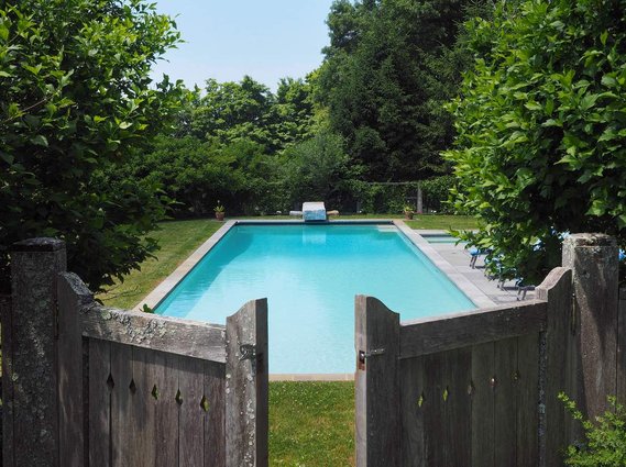 Luxury new England Swimming Pool Amber Construction
