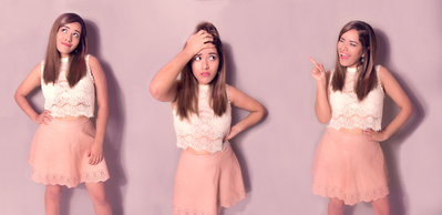 3 girls mirror during a portrait photo session in Orlando