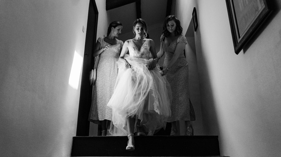 Photographie de mariage noir et blanc dans les alpes de haute Provence