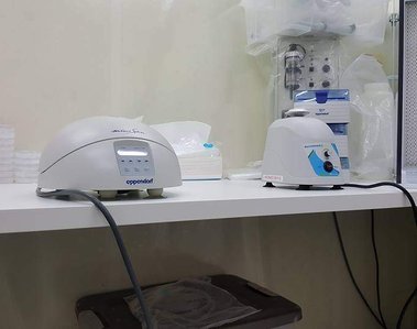 The typical vortex mixer and centrifuge. Electrochemistry set up is also fully installed in the lab, which provides metal-ligand analysis.