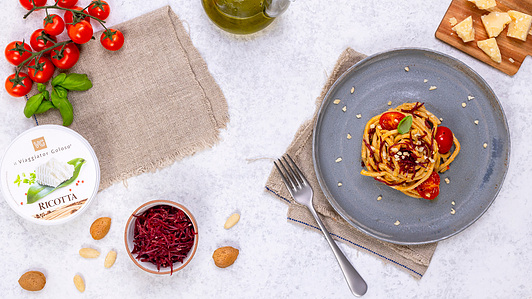 ​recipes food photography milano studio fotografico di food cibo a milano Riccardo Alessio fotografo cibo specializzato food pomodoro ripieno cus cus capperi unes supermercati il viaggiator goloso ricetta rustico tonnarelli ricotta pmodorini basilico