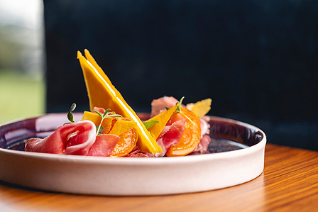 haute cuisine impiattato Milano restaurant photography photo Riccardo Alessio sodo.studio stood studio sodo
prosciutto ham apricot albicocca