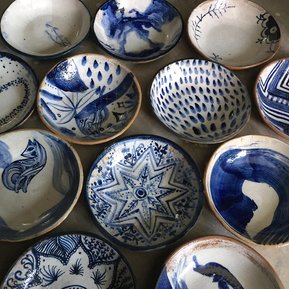 Beautiful cobalt brushwork on handmade ceramic bowls by our corporate participants from Facebook Singapore as part of their staff lunch ceramic programme