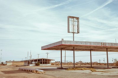 The Mojave Desert, Route 66, California, Abandon Building