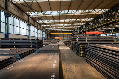 Reportage photo industriel 
Atelier de métallurgie Abraservice 
Lotfi Dakhli Photographe  Lyon