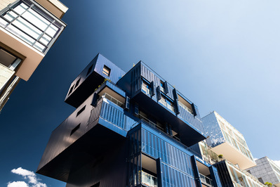 Photographie d'architecture quartier Confluences Lyon
Lotfi Dakhli Photographe