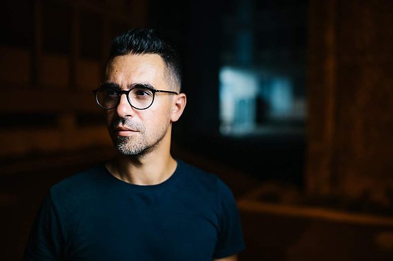 Portrait du photographe  lotfi dakhli
