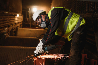 Reportage à l'intérieur d'un incinérateur de destruction de déchets 
Lotfi Dakhli Photographe industriel