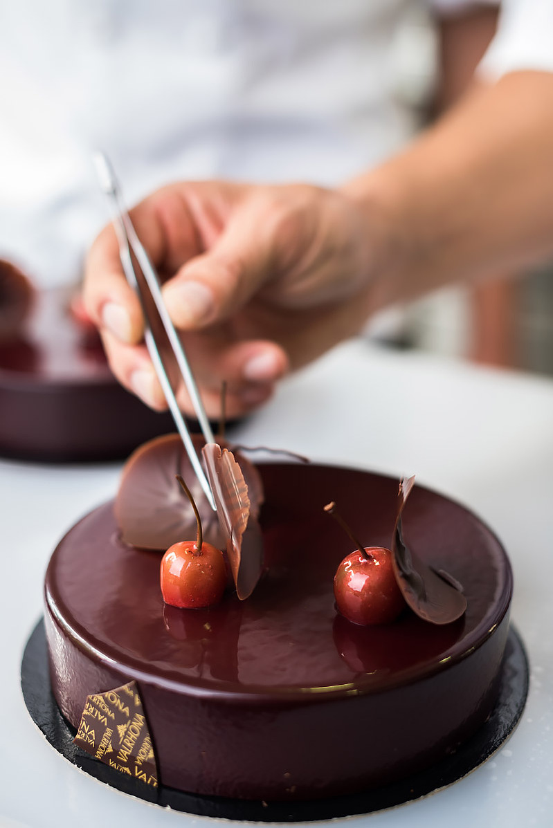 Photographie culinaire dans les cuisines de l'entreprise Valrhona 
Lotfi Dakhli Photographe Lyon