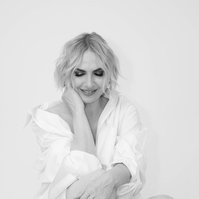 Minimalist portrait in black and white