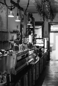 Contessa - Pentax K2, Delta 400