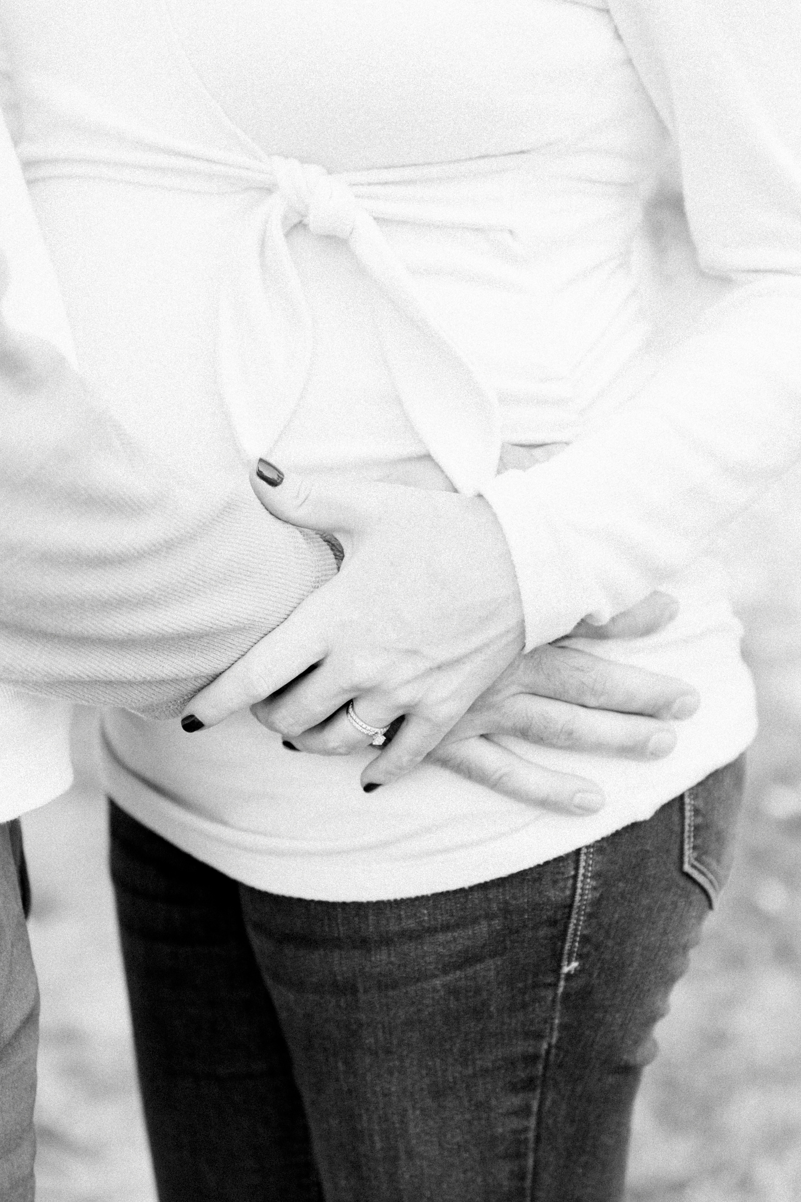 Black & white close up portrait of pregnant belly, Niagara portrait photographer, Niagara family photographer, Niagara maternity photographer, maternity photography, candid photography.