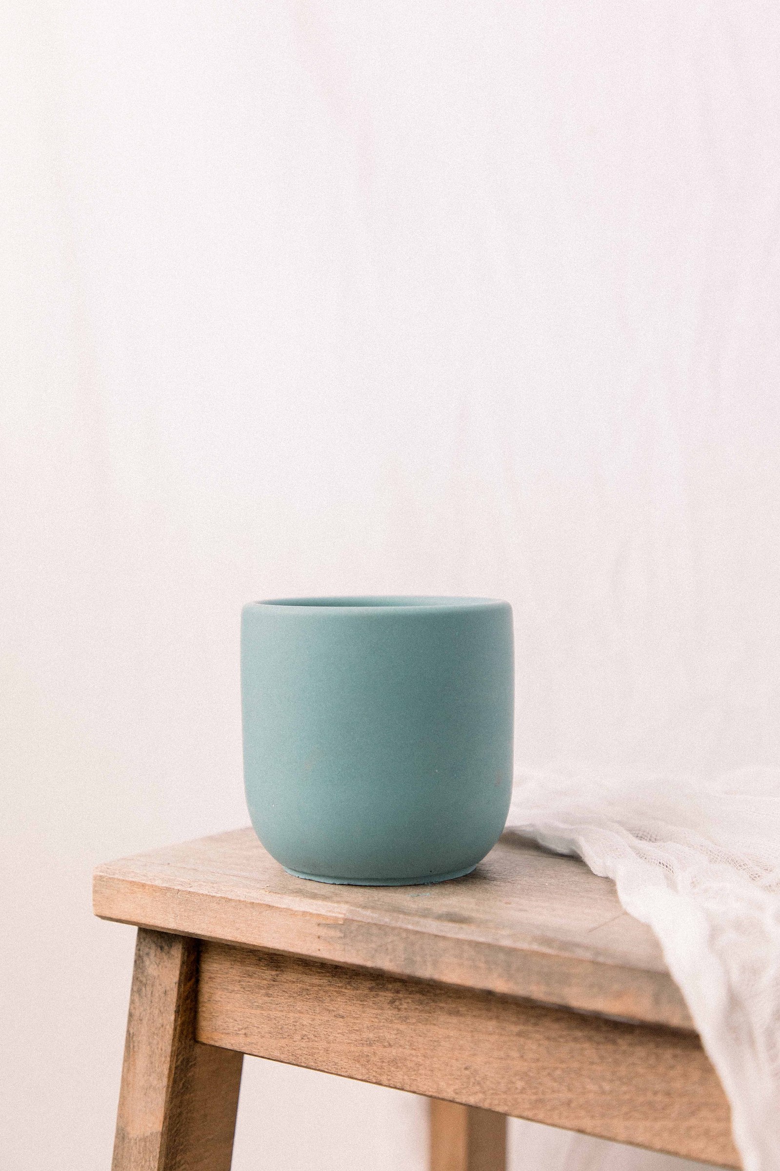 Small Business Owner, Female small business owner, Emily VanderBeek Photography, Niagara Photographer, Branding Photographer, Candid Photographer. Product Photographer.