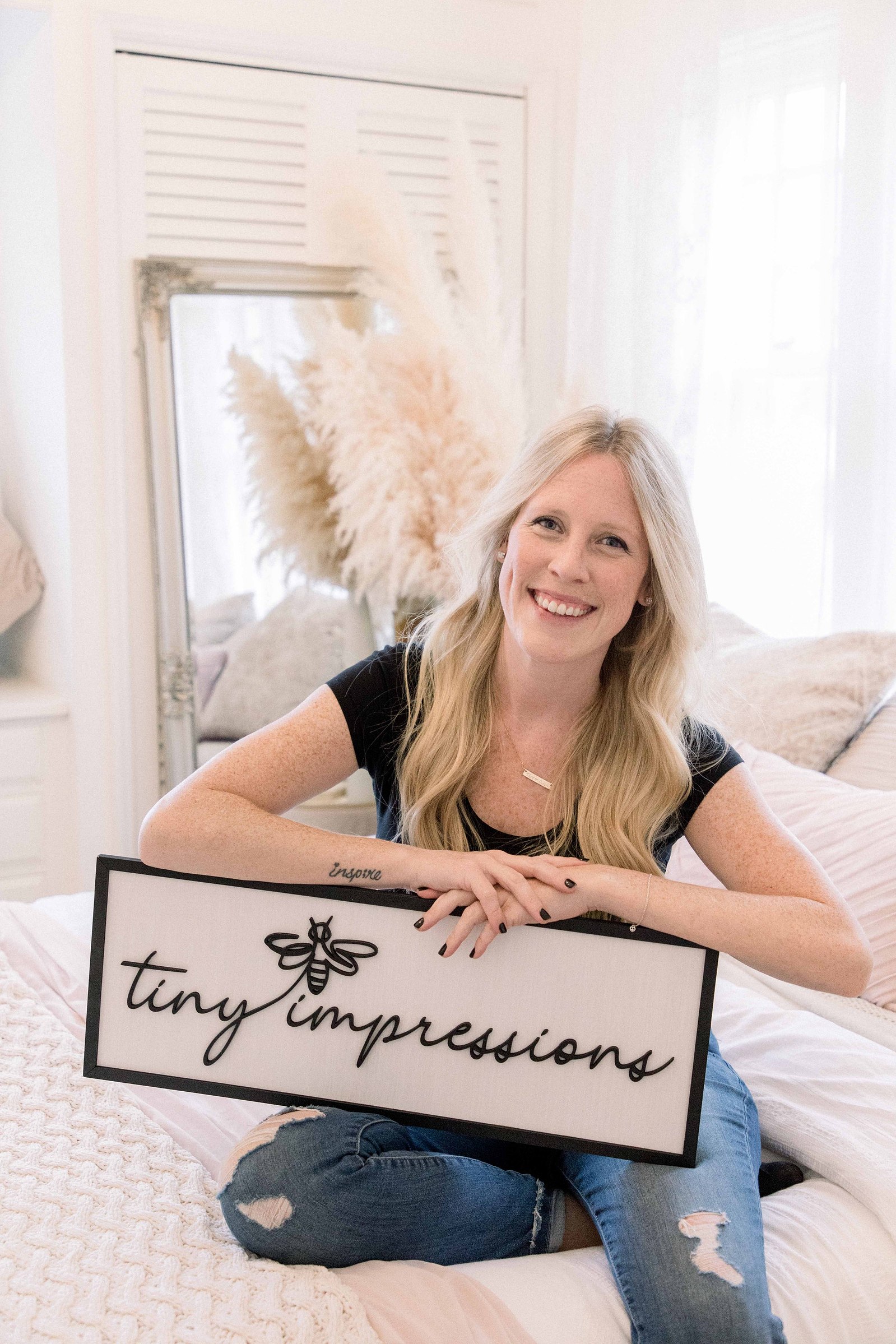 Business owner in a studio in Grimsby. Niagara Photographer. Portrait Photography, Branding Photography, Light & Airy Photography. Emily VanderBeek Photography. Emily VanderBeek Photo.