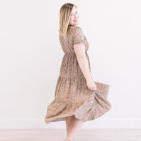 Candid portrait of woman in studio twirling around in long dress, Emily VanderBeek Photography, Portrait and Family photography, Niagara Photographer, Champlain Photographer, Vaudreuil-Soulanges Photographer, candid photography, authentic photography.