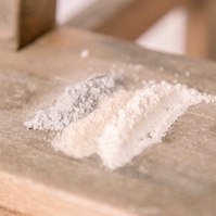 Detail shot of beauty powdered products for a small business, Emily VanderBeek Photography, Portrait and Family photography, Niagara Photographer, Champlain Photographer, Vaudreuil-Soulanges Photographer, candid photography, authentic photography.