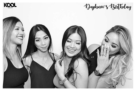 MirMir alternative; Hollywood filter; Kardashian black and white b&w filter; Photobooth Montreal, Montreal photo booth rental, Montreal Christmas holiday Photobooth Service, KOOL photo booth, John Koo Photography