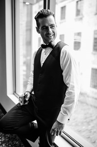 Montreal wedding photographer, William Gray Hotel wedding, Old Montreal wedding, wedding photos, Rita Wong Events, DJ Toddy Flores, Rémy Martin VSOP XO