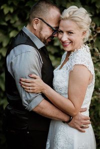 Chateau Ramezay wedding venue photo Montreal, Courtyard wedding. Montreal wedding photographer, Melanie and Robert's Montreal elopement photographer. Melanie and Robert's Montreal wedding, Montreal Wedding Photography.