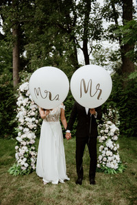Montreal wedding Photographer; Montreal wedding photo; Carrie Ma officiant; Charlotte Flannery MUA hair stylist; FSEV wedding officiant; Jamie and Newton's wedding; John KOO Photography; Kristina Chan desserts; Longueuil wedding; Oxide design florist
