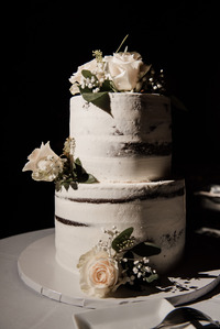 Montreal wedding photographer, L'Auberge Saint-Gabriel wedding, Le Coeur Bohème wedding planner, Montreal elopement photographer, Montreal engagement photographer