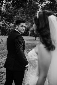 Montreal wedding photographer; John KOO Photography; Lubov and Jonathan's wedding; Montreal wedding photo; Prima Luna restaurant reception hall; St. Rose of Lima church Laval; wedding photography; Église Sainte-Rose-de-Lima Laval