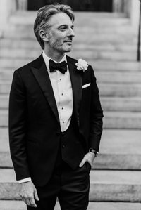 montreal wedding photo, Montreal wedding photographer, Montreal engagement photography, photographe mariage Montreal, St. George Angelican church, Auberge Vieux Port reception hall Montreal