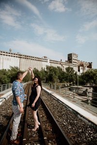 Montreal wedding Photographer, Bassin Peel engagement photo, Farine Five Roses Montreal engagement photo, Old Montreal Engagement Photo, Montreal Engagement Photo, Montreal Pre-Wedding photographer, Mandy and Nate’s MTL engagement photographer