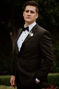 Montreal wedding photographer; John KOO Photography; Lubov and Jonathan's wedding; Montreal wedding photo; Prima Luna restaurant reception hall; St. Rose of Lima church Laval; wedding photography; Église Sainte-Rose-de-Lima Laval