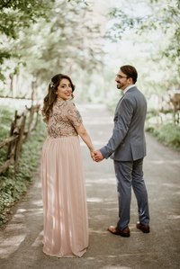 Montreal engagement photographer, Montreal wedding photographer, couple's portraits