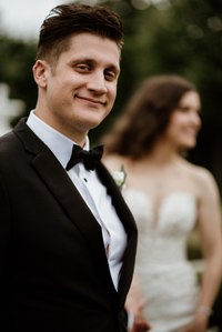 Montreal wedding photographer; John KOO Photography; Lubov and Jonathan's wedding; Montreal wedding photo; Prima Luna restaurant reception hall; St. Rose of Lima church Laval; wedding photography; Église Sainte-Rose-de-Lima Laval