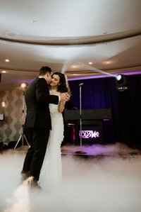 Montreal wedding photographer; John KOO Photography; Lubov and Jonathan's wedding; Montreal wedding photo; Prima Luna restaurant reception hall; St. Rose of Lima church Laval; wedding photography; Église Sainte-Rose-de-Lima Laval