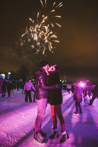 Andrew and Monica's wedding proposal, Ferris Wheel, Fireworks, John KOO Photography, Montral Proposal photography, Montreal Proposal photographer, Montreal wedding photo, Montreal wedding Photographer, Montreal Wedding Photog