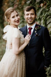 Corinne and Maxime's wedding; John KOO Photography; Les Enfants Terribles MTL wedding; Montreal Jewish wedding photographer; Montreal wedding Photographer; Old Montreal wedding portraits; Square Victoria wedding photos