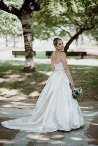 Chelsea and Arash's Montreal wedding photographer; Ritz Carleton Hotel wedding venue, Montreal Persian wedding photographer; Montreal Wedding Photography; Westmount park wedding photos