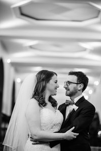 Melanie and Benjy's wedding, Montreal Jewish wedding photographer, Montreal wedding Photographer, Windsor Ballroom wedding venue, Montreal wedding photo