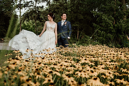 Centre de la Nature Laval wedding photo; John KOO Photography; Katherine and Thomas's Montreal wedding photographer; Montreal Greek Orthodox and Christian wedding; Montreal wedding photo; Saint Philip's Anglican Church;