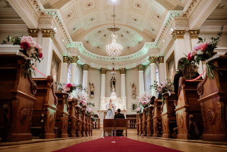 Montreal wedding photographer; John KOO Photography; Lubov and Jonathan's wedding; Montreal wedding photo; Prima Luna restaurant reception hall; St. Rose of Lima church Laval; wedding photography; Église Sainte-Rose-de-Lima Laval