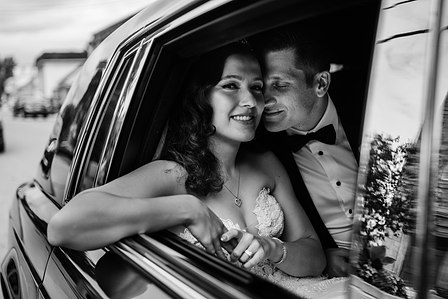 Montreal wedding photographer; John KOO Photography; Lubov and Jonathan's wedding; Montreal wedding photo; Prima Luna restaurant reception hall; St. Rose of Lima church Laval; wedding photography; Église Sainte-Rose-de-Lima Laval