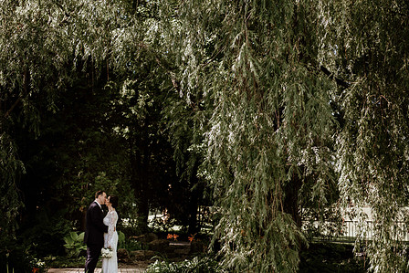 Centre Arménie Laval; Centre de la Nature wedding photo Laval; Gohar and Kosta's wedding; John KOO Photography; Montreal Greek and Armenian wedding; Montreal wedding Photographer; St-Nicholas Laval Greek Orthodox Church;
