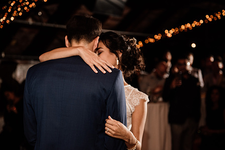 Montreal wedding photographer, L'Auberge Saint-Gabriel wedding, Le Coeur Bohème wedding planner, Montreal elopement photographer, Montreal engagement photographer