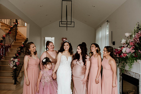 Montreal wedding photographer; John KOO Photography; Lubov and Jonathan's wedding; Montreal wedding photo; Prima Luna restaurant reception hall; St. Rose of Lima church Laval; wedding photography; Église Sainte-Rose-de-Lima Laval