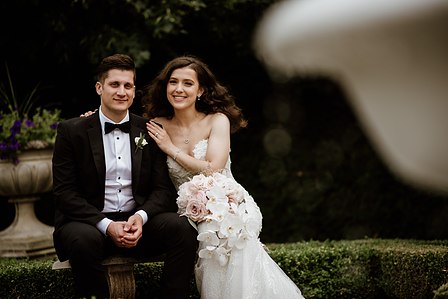 Montreal wedding photographer; John KOO Photography; Lubov and Jonathan's wedding; Montreal wedding photo; Prima Luna restaurant reception hall; St. Rose of Lima church Laval; wedding photography; Église Sainte-Rose-de-Lima Laval