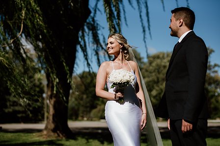 Chateau Vaudreuil Hotel wedding; John KOO Photography; Kayla and Kevin's wedding; Montreal Jewish wedding; Montreal Jewish wedding photographer; Montreal intimate wedding