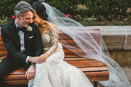 montreal wedding photo, Montreal wedding photographer, Montreal engagement photography, photographe mariage Montreal, St. George Angelican church, Auberge Vieux Port reception hall Montreal