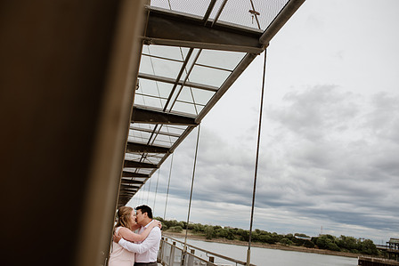 Montreal wedding Photographer, Old Montreal Engagement Photo, Montreal Engagement Photo, Montreal Pre-Wedding photographer, Stephanie and Kakin's MTL engagement photographer